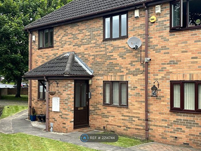 2 Bedroom Flat To Rent In Old Retford Road, Sheffield, S13