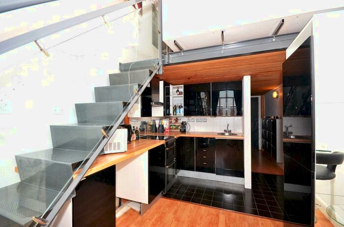 1 Bedroom Apartment To Rent In Manhattan Building, Fairfield Road, Bow, London, E3