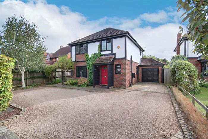 4 Bedroom Detached House For Sale In The Fairway, Bluntisham, Huntingdon, PE28