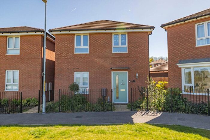 4 Bedroom Detached House For Sale In Basing Avenue, Canterbury, Kent, CT1