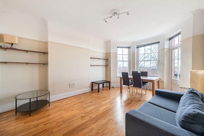 2 Bedroom Flat For Sale In Mapesbury Court, Willesden Green, London, NW2