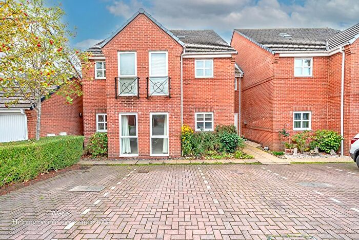 1 Bedroom Flat For Sale In Meadowbrook Close, Hednesford, Cannock, WS12