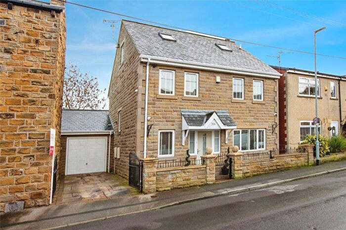 5 Bedroom Detached House For Sale In Chapel Street, Tingley, Wakefield, West Yorkshire, WF3