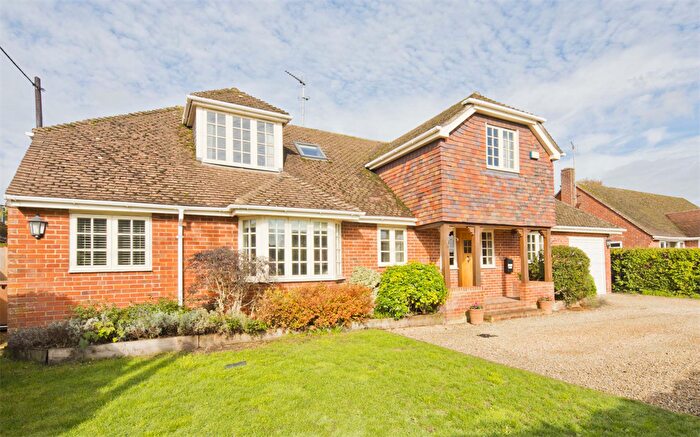 4 Bedroom Detached House For Sale In Stoney Point, Whitchurch Hill, RG8