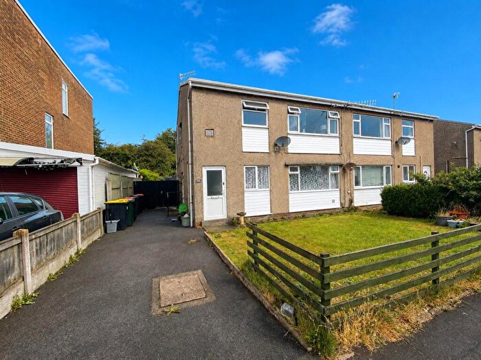 2 Bedroom Flat For Sale In Hampsfell Drive, Morecambe, Lancashire, LA4