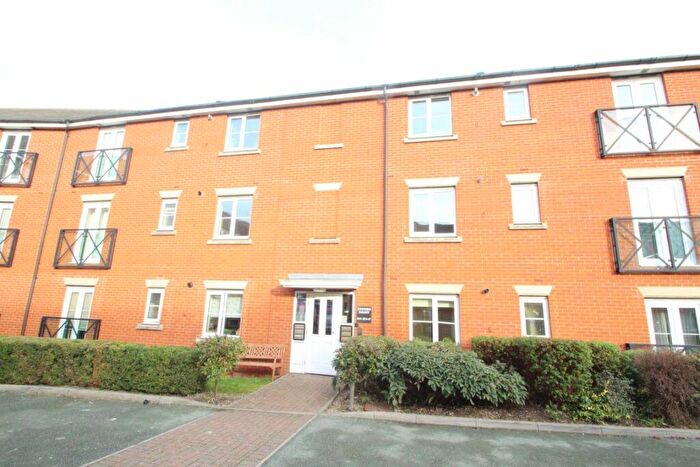 2 Bedroom Apartment To Rent In Oakside Court Barkingside, IG6