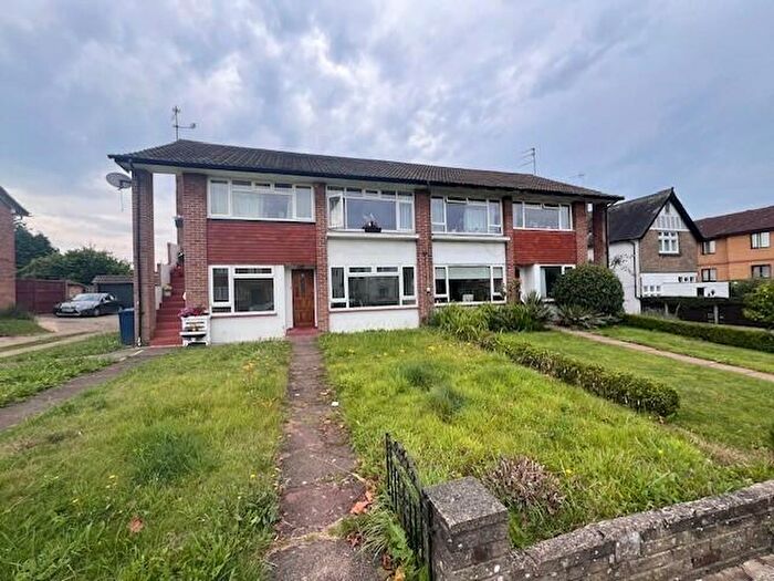 2 Bedroom Flat To Rent In Cholmeley Court, North Finchley, Woodside Park Road, London, N12