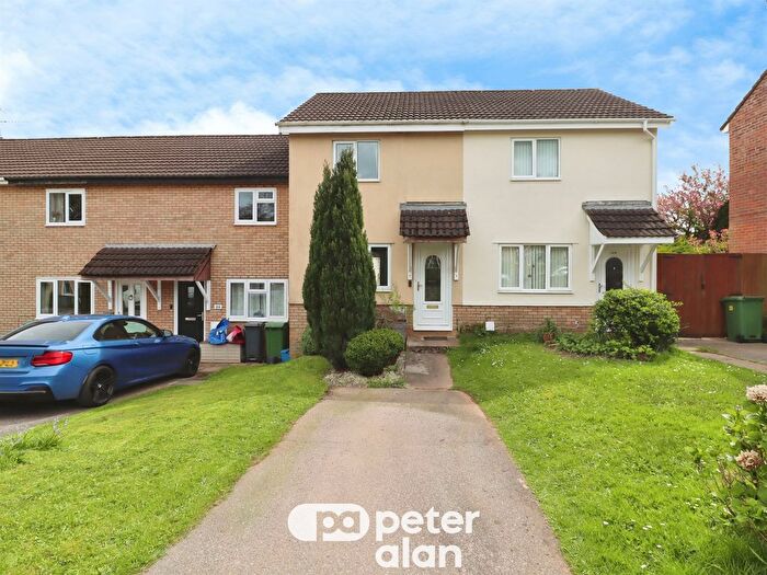 2 Bedroom Terraced House For Sale In Oakridge, Thornhill, Cardiff, CF14