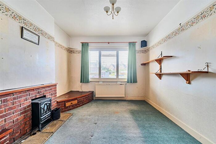 3 Bedroom End Of Terrace House For Sale In Northport, Wareham, Dorset, BH20