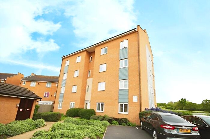 2 Bedroom Apartment To Rent In Clenshaw Path, Basildon, Essex, SS14