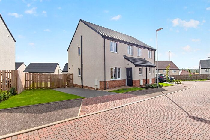 3 Bedroom Semi Detached House For Sale In Lily Drive, Glasgow, G33