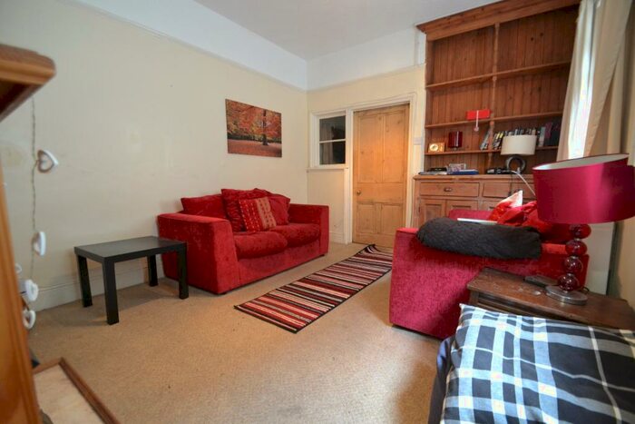 5 Bedroom House To Rent In Inglefield Avenue, Heath, Cardiff, CF14