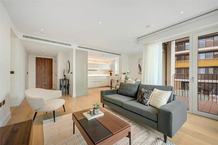 3 Bedroom Flat To Rent In Cascade Way, Fountain Park Way, White City, London, W12