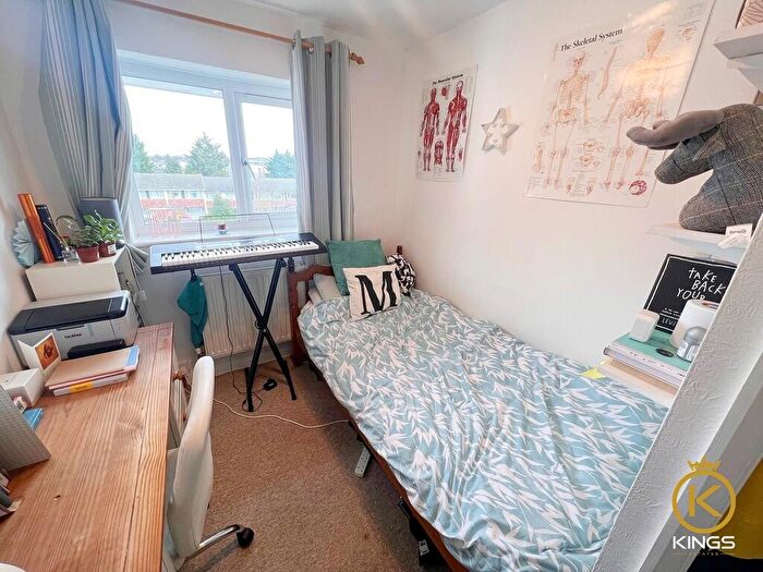 Barn Conversion To Rent In Guildford Park Avenue, Guildford, GU2