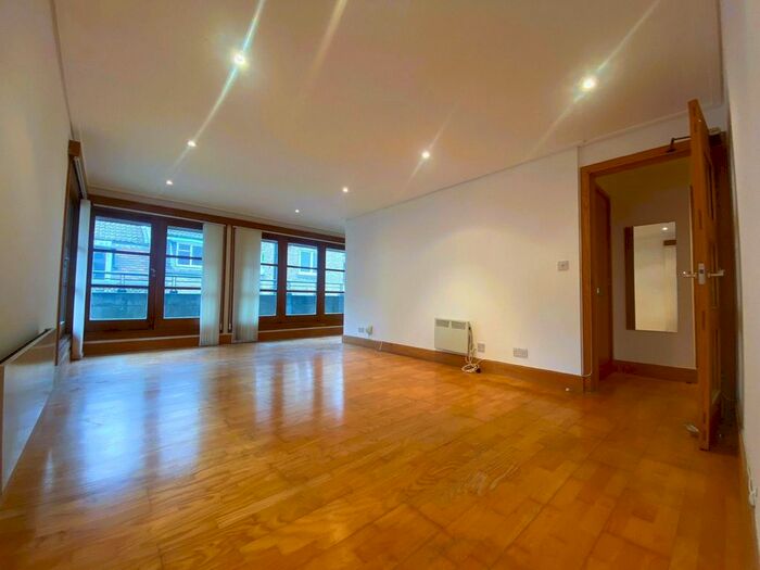 2 Bedroom Flat To Rent In Cursitor Street, London, EC4A