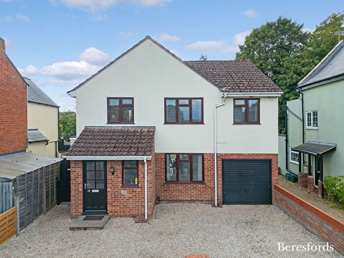 4 Bedroom Detached House For Sale In Gosbecks Road, Colchester, CO2