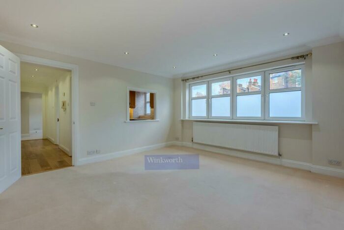 1 Bedroom Flat To Rent In Imperial Court, SE11