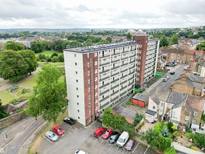 Apartment To Rent In Chantry Court, Gordon Place, Gravesend, Kent, DA12