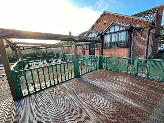 3 Bedroom Bungalow To Rent In Loughborough Road, West Bridgford, NG2