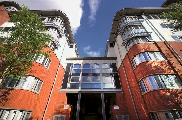 1 Bedroom Flat To Rent In Central Park Avenue, Plymouth, PL4