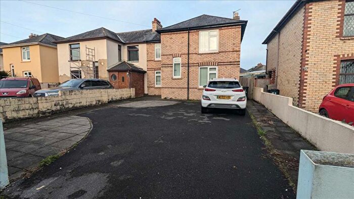 3 Bedroom Semi-Detached House To Rent In Chudleigh Road, Kingsteignton, Newton Abbot, TQ12