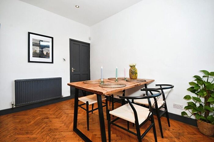 3 Bedroom End Of Terrace House For Sale In Bradley Street, Crookes, Sheffield, S10
