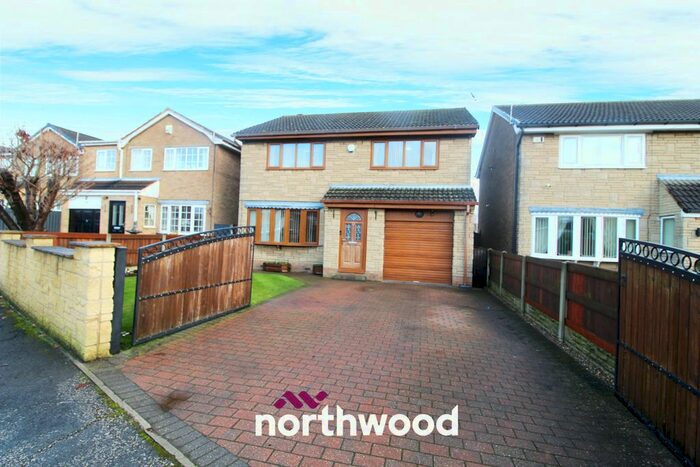 4 Bedroom Detached House For Sale In Warwick Close, Hatfield Woodhouse, Doncaster, DN7