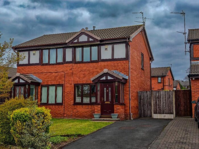 2 Bedroom Semi Detached House For Sale In Greenbooth Close, Dukinfield, Cheshire, SK16