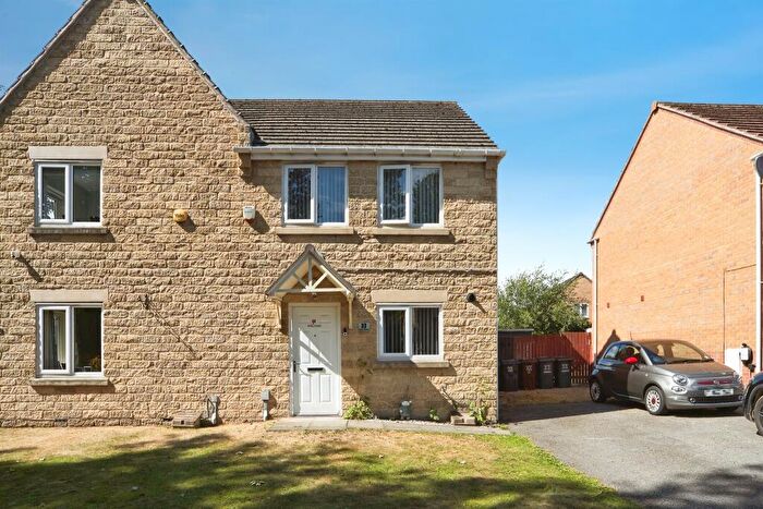 3 Bedroom Semi Detached House For Sale In Oswin Gardens, Bradford, BD2