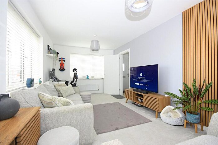 3 Bedroom Detached House For Sale In Admiralty Crescent, Havant, Hampshire, PO9