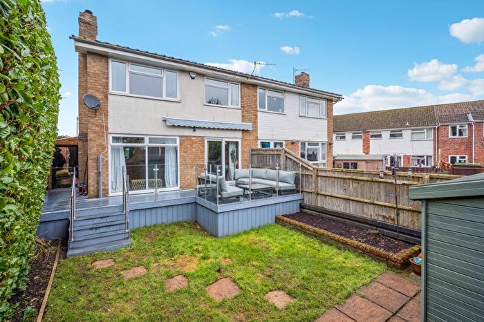 3 Bedroom Semi-Detached House For Sale In Clare Road, Prestwood, Great Missenden, HP16