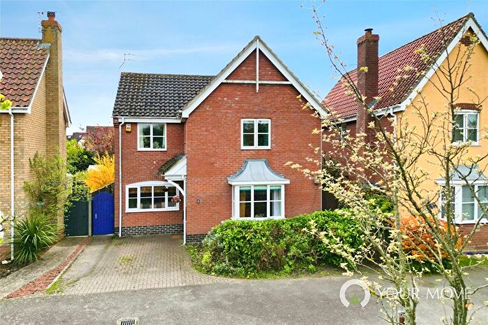 4 Bedroom Detached House For Sale In Pepys Avenue, Worlingham, Beccles, Suffolk, NR34