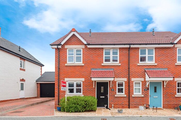 3 Bedroom Semi-Detached House For Sale In King Close, Chalgrove, Oxford, OX44