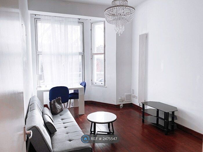 1 Bedroom Flat To Rent In West Cromwell Road, London, SW5