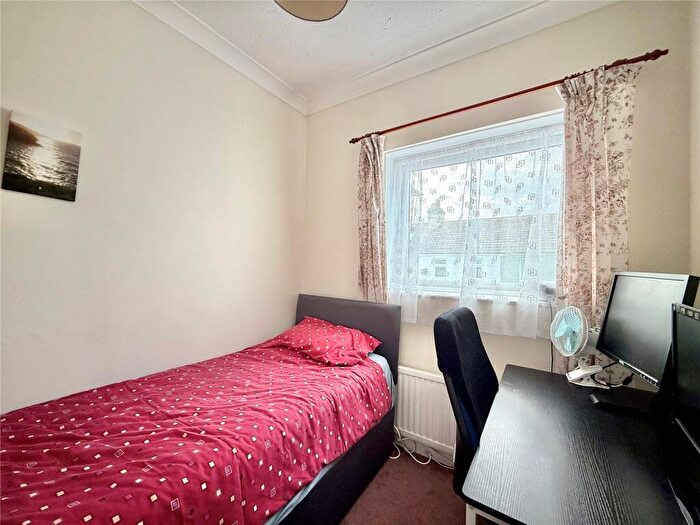 3 Bedroom Terraced House For Sale In Latimer Road, Redoubt, Eastbourne, BN22