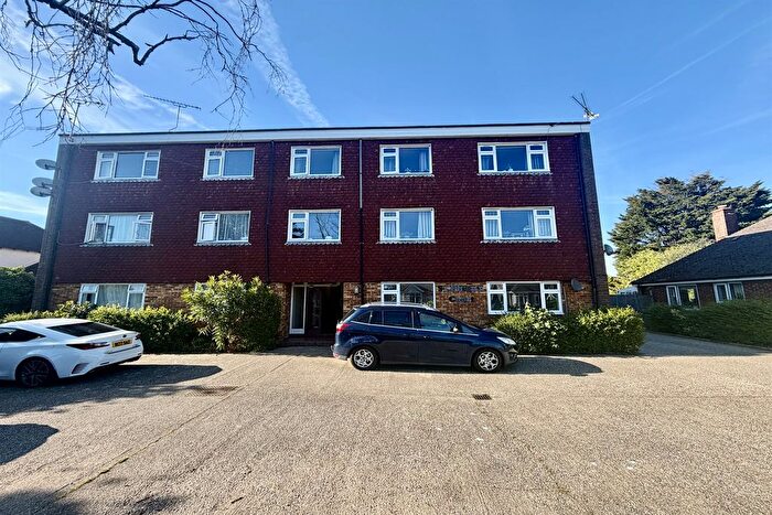 2 Bedroom Flat To Rent In St. Philips Court, Worthing Road, Wick, Littlehampton, West Sussex, BN17