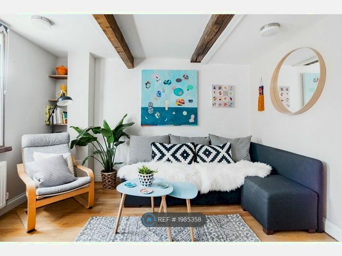 1 Bedroom Flat To Rent In Stokes Croft, Bristol, BS1