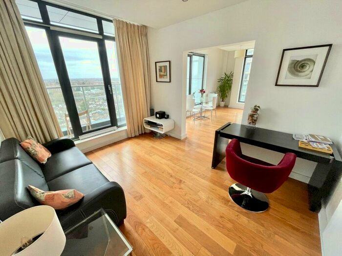 3 Bedroom Apartment To Rent In Masons Avenue, Croydon, CR0