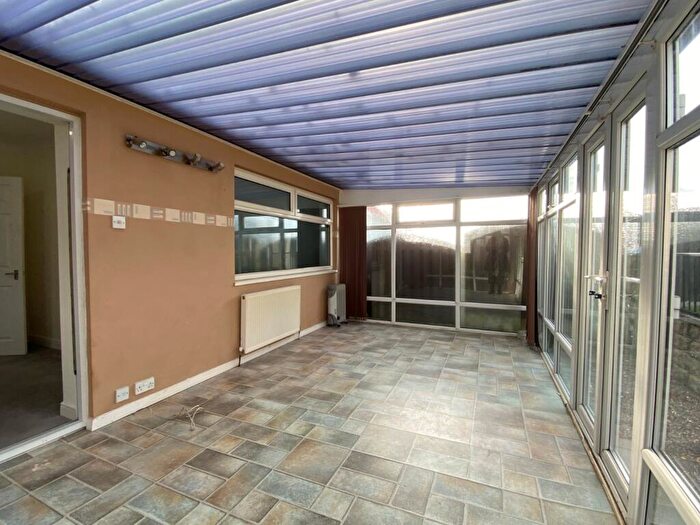 3 Bedroom Bungalow For Sale In Belmont Avenue, Low Moor, Bradford, BD12