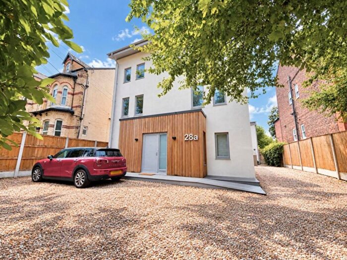 4 Bedroom Semi-Detached House For Sale In Demesne Road, Whalley Range, M16
