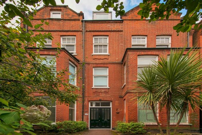 Studio To Rent In Greencroft Gardens, London NW6