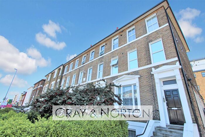 2 Bedroom Flat To Rent In St James Road, Croydon, CR0