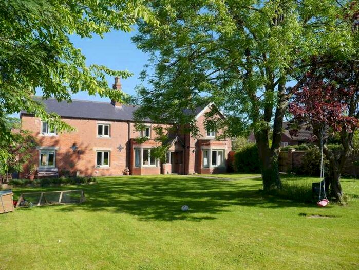 5 Bedroom Property To Rent In Bolton Lane Hose, LE14