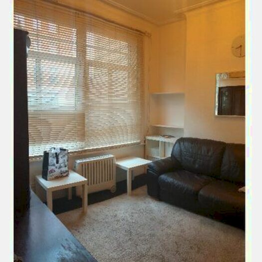 1 Bedroom Flat To Rent In Theobalds Road, Holborn, London, WC1X