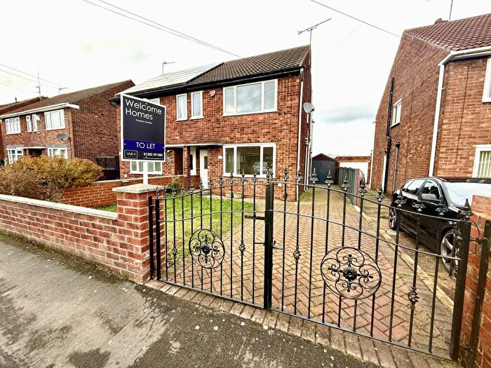 3 Bedroom Semi-Detached House To Rent In Scawsby, Doncaster, South Yorkshire, DN5