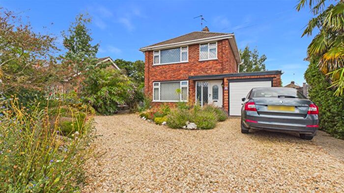 3 Bedroom Detached House For Sale In Fir Avenue, Bourne, PE10