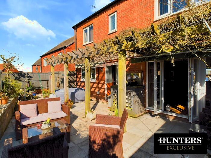 4 Bedroom Detached House For Sale In Mill Meadows Lane, Filey, YO14