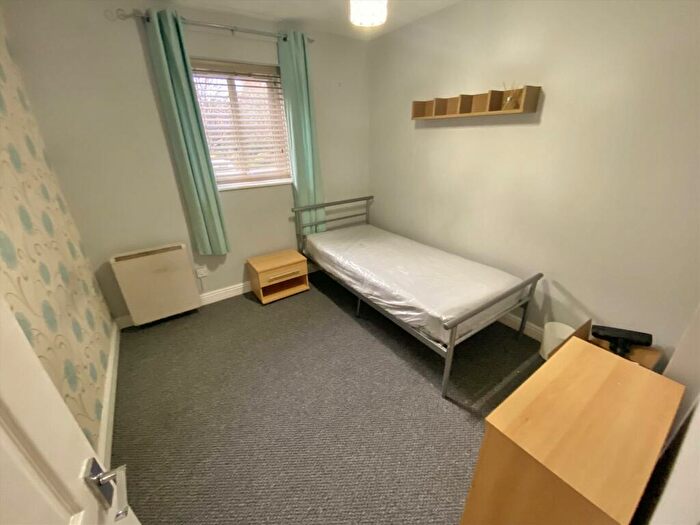 2 Bedroom Flat To Rent In Bay View Court, Station Road, Lancaster, LA1