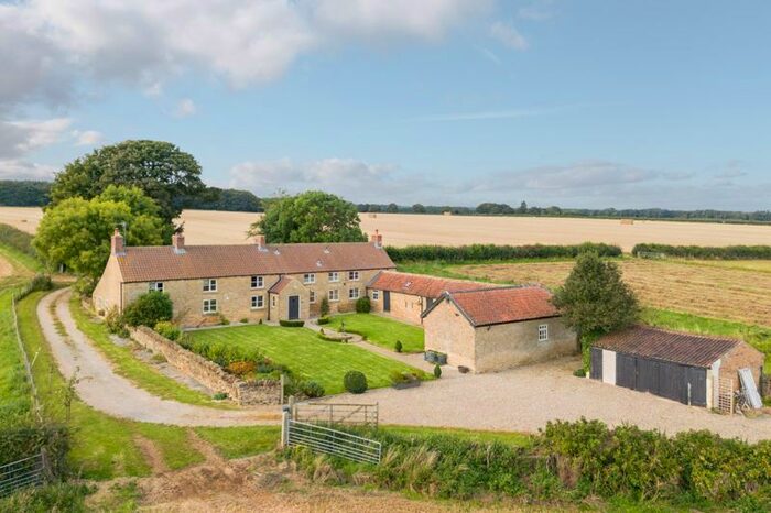 4 Bedroom Detached House For Sale In Wykeham Lane, Wykeham, Scarborough, YO13