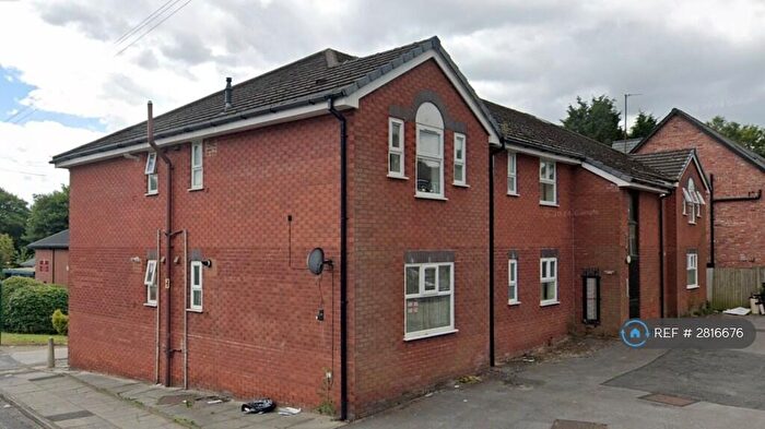 1 Bedroom Flat To Rent In Litchfield Court, Middleton, Manchester, M24